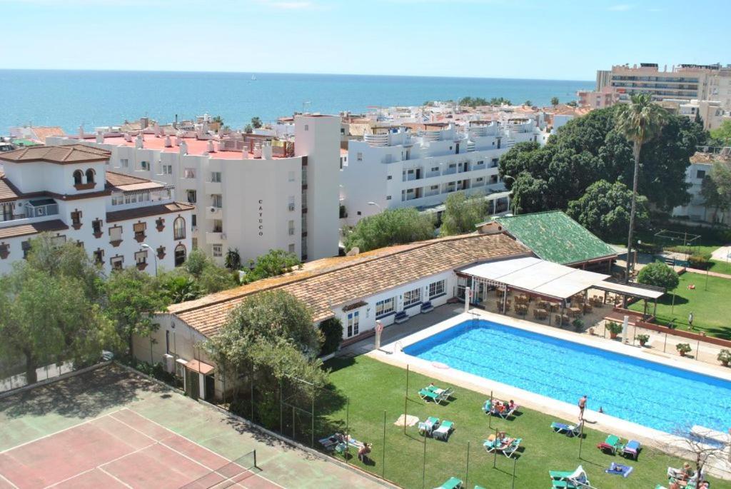 Carihuela Park Palace - Cocasa Apartment Торемолинос Екстериор снимка