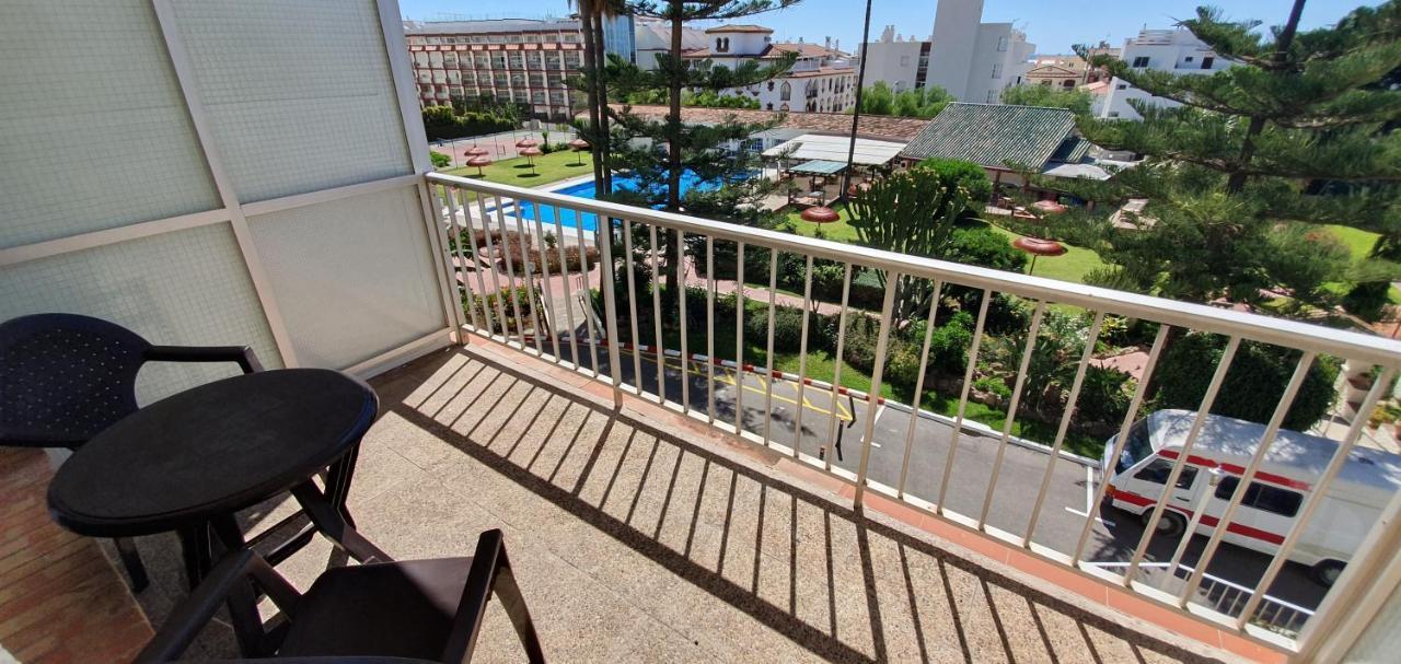 Carihuela Park Palace - Cocasa Apartment Торемолинос Екстериор снимка