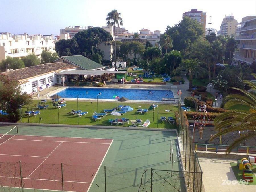 Carihuela Park Palace - Cocasa Apartment Торемолинос Екстериор снимка